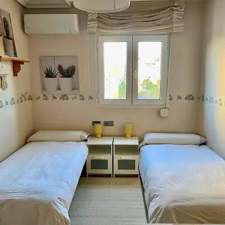 Διαμέρισμα 110m - Vistas Rambla - Ac - Wifi - Parking - Centro *