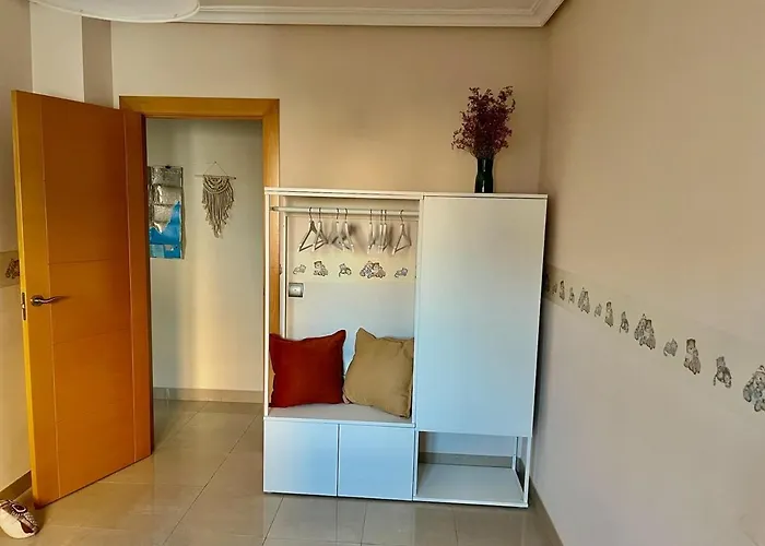 Completo Con Preciosas Vistas A La Rambla Appartement