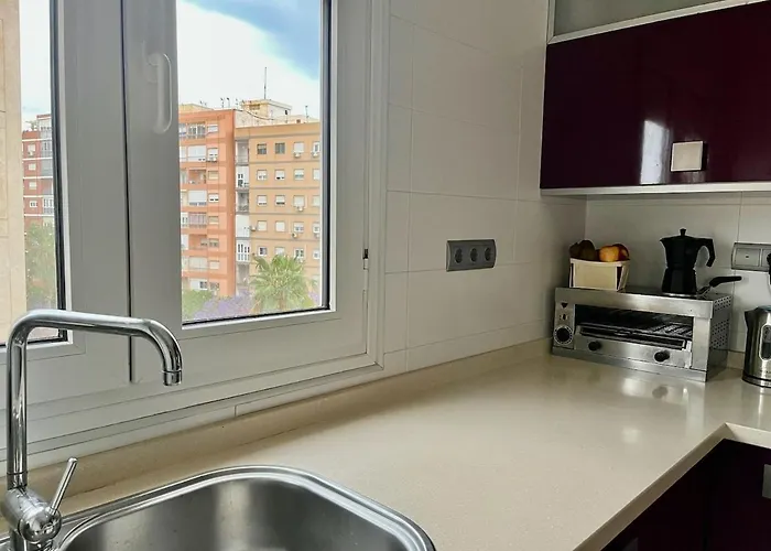 Completo Con Preciosas Vistas A La Rambla * Almería