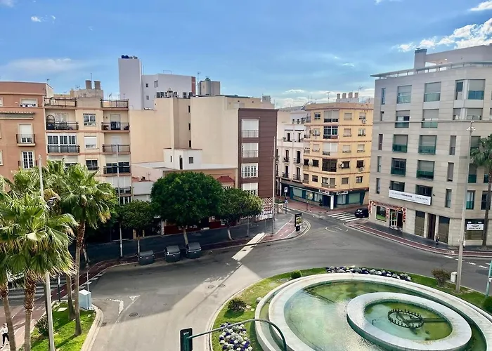 Completo Con Preciosas Vistas A La Rambla Appartement *